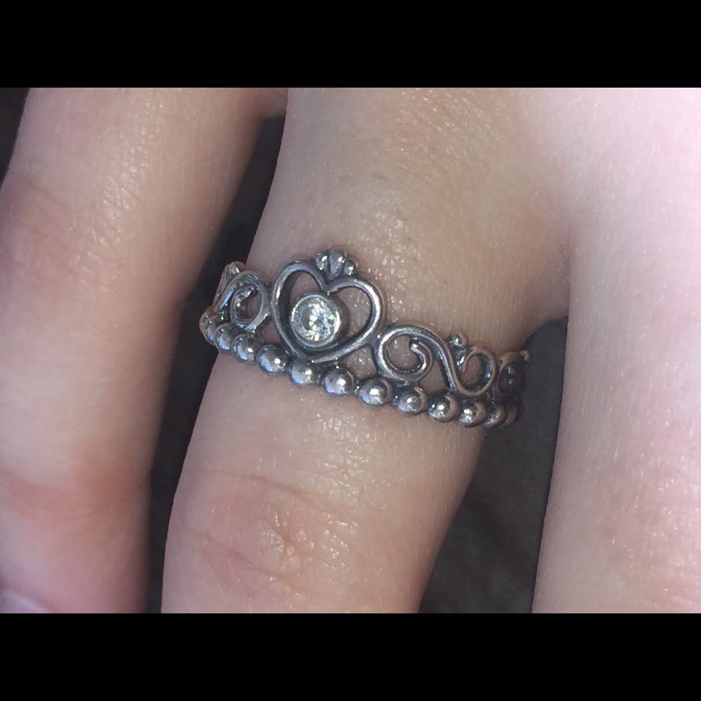 Pandora Ring